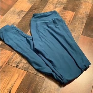 Blue Lularoe leggings